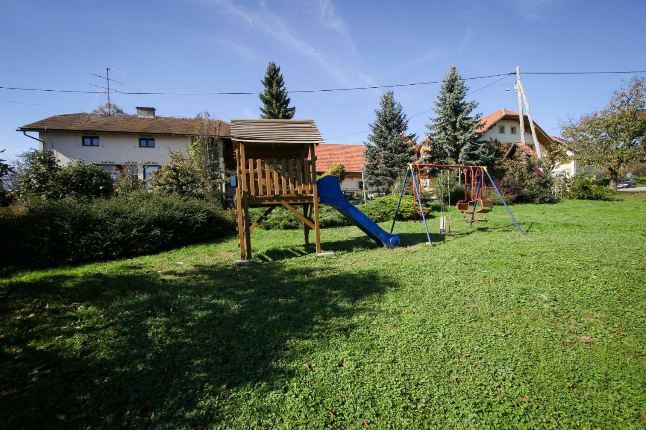 Moj Dom-Toplak Jursinci Bagian luar foto
