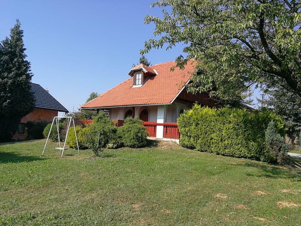 Moj Dom-Toplak Jursinci Bagian luar foto